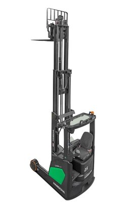 Chariot élévateur à mât rétractable levée supérieure à 9500mm