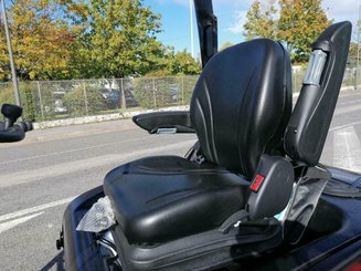 Chariot élévateur frontal 4 roues Hangcha A4W25 - 17