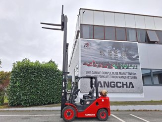 Chariot élévateur frontal 4 roues Hangcha XF30G - 8