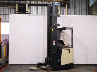 Chariot à mât rétractable Crown ESR5000-1.4 - 1