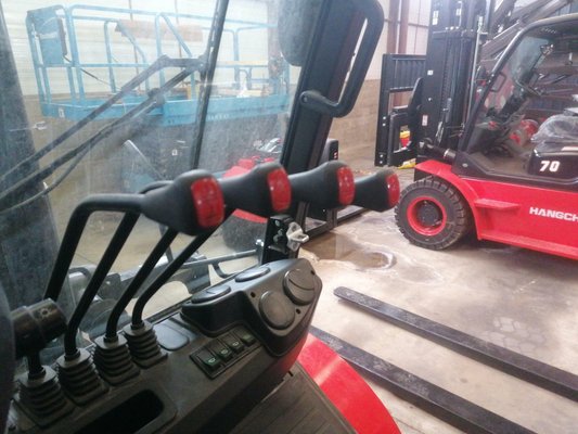 Unknown range 207 Hangcha XF120D