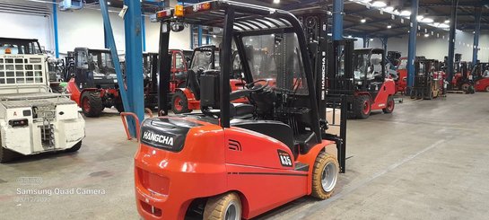 Chariot élévateur frontal 4 roues Hangcha A4W35 - 1