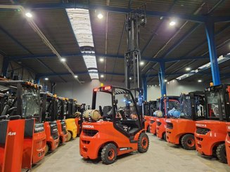 Chariot élévateur frontal 4 roues Hangcha XF25G-2 - 11