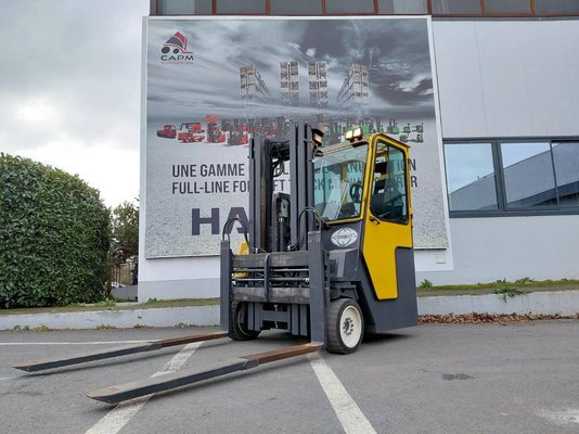 Unknown range 215 Combilift C4000