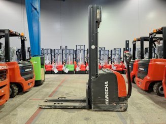 Gerbeur accompagnant Hangcha CDD20-AC1 - 2