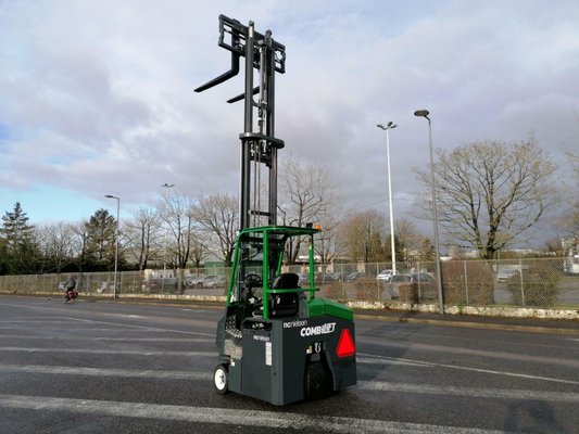 Unknown range 176 Combilift CBE2500