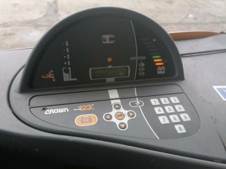 Chariot à mât rétractable Crown ESR5000-1.6 - 6