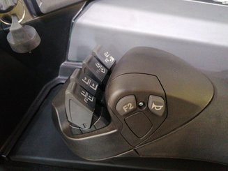 Chariot à mât rétractable Caterpillar NR20N2H - 10