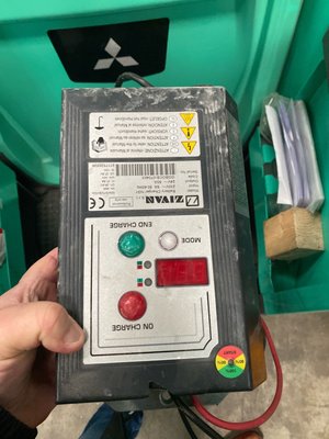 Unknown range 199 Mitsubishi PBF20N3R Fourches 2400mm