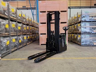 Gerbeur accompagnant Hangcha CDD16-AC1-LI - 3
