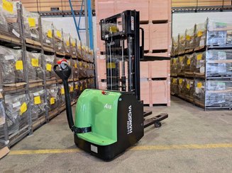 Gerbeur accompagnant Hangcha CDD16-AC1-LI - 1