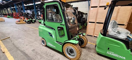 Chariot élévateur frontal 4 roues Hangcha AE35-I - 1