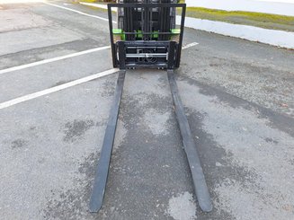 Chariot élévateur frontal 4 roues Hangcha AE25-I - 14