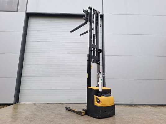 Unknown range 580 Caterpillar NSP16N2S