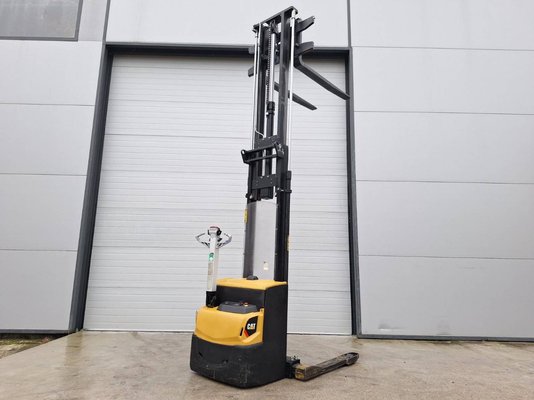 Unknown range 580 Caterpillar NSP16N2S