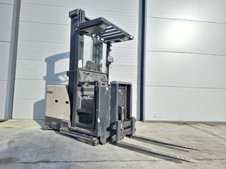 Préparateur de commandes à nacelle élevable Crown SP3522-1.0 - 1