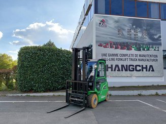Chariot élévateur frontal 4 roues Hangcha XC25i - 1