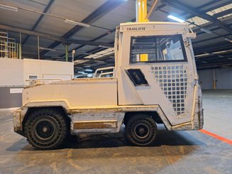 Tracteur de remorquage Charlatte T135 - 3