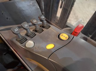 Chariot à mât rétractable Crown ESR5260-1.4 - 21