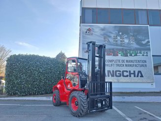 Chariot élévateur tout terrain Hangcha TT35-4 - 2