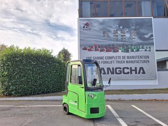 Tracteur de remorquage Hangcha QDD80-XD3i - 1