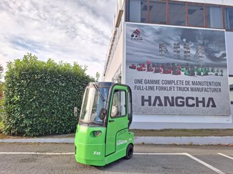 Tracteur de remorquage Hangcha QDD80-XD3i - 1