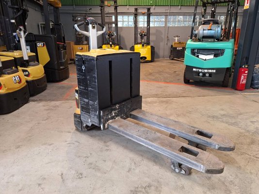 Unknown range 198 Caterpillar NPP20N2E