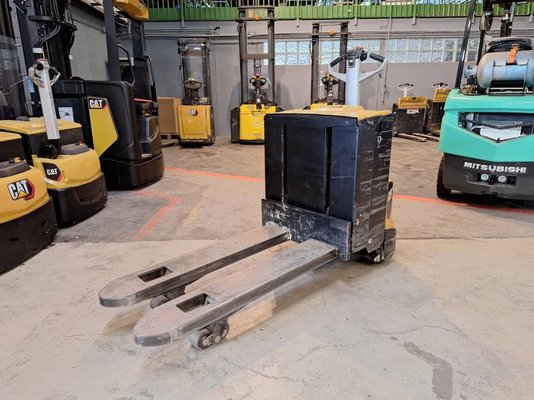 Unknown range 198 Caterpillar NPP20N2E