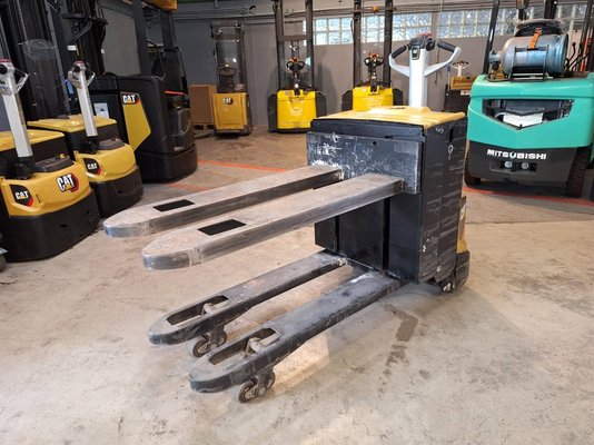 Unknown range 198 Caterpillar NPP20N2E