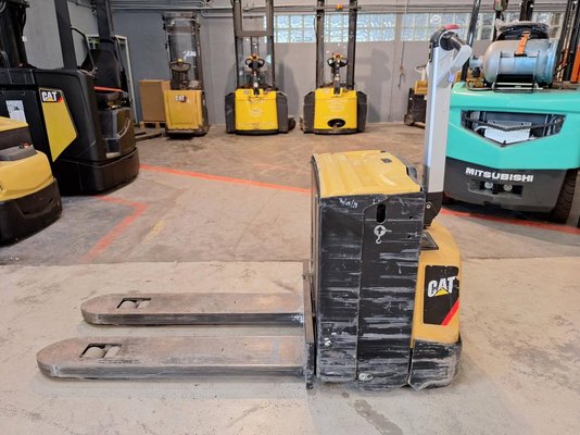 Unknown range 198 Caterpillar NPP20N2E