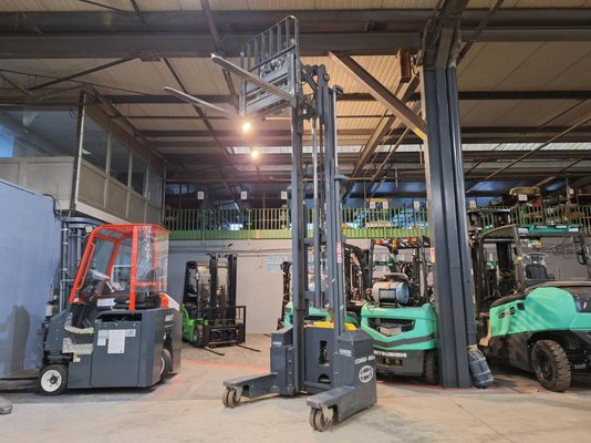 Unknown range 592 Combilift WR4