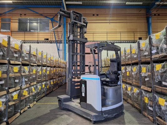 Unknown range 581 UniCarriers 250DTFVRE635UFW