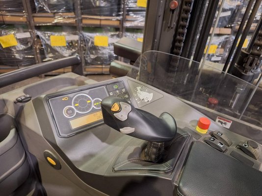 Unknown range 581 UniCarriers 250DTFVRE635UFW